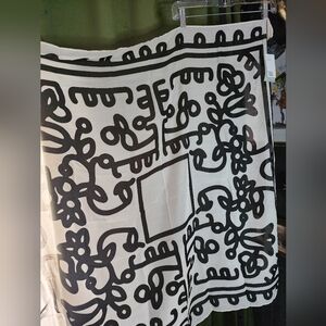 H&M Scarf – New With Tags – One Size